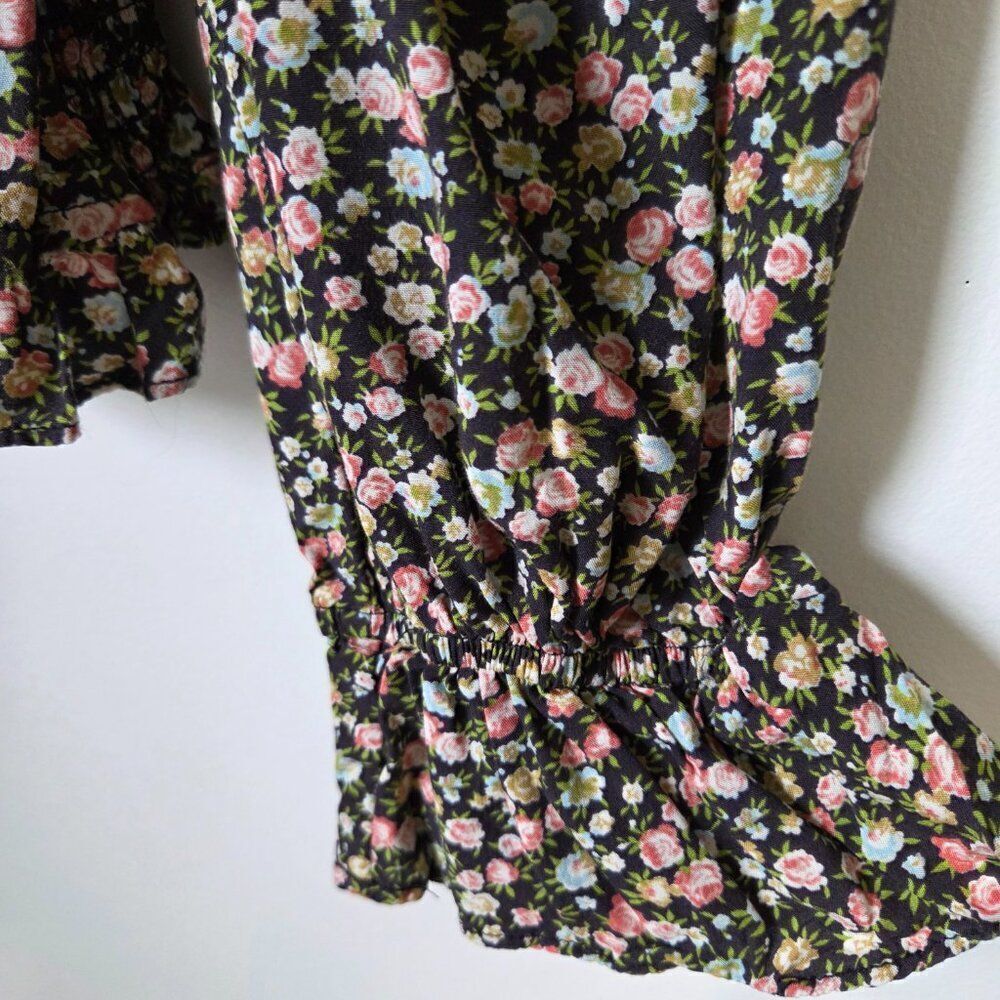 NEVER WORN DRESS FORUM RUCHED SMOCKED DITSY FLORAL BOHO TOP SIZE M - Picture 5 of 13